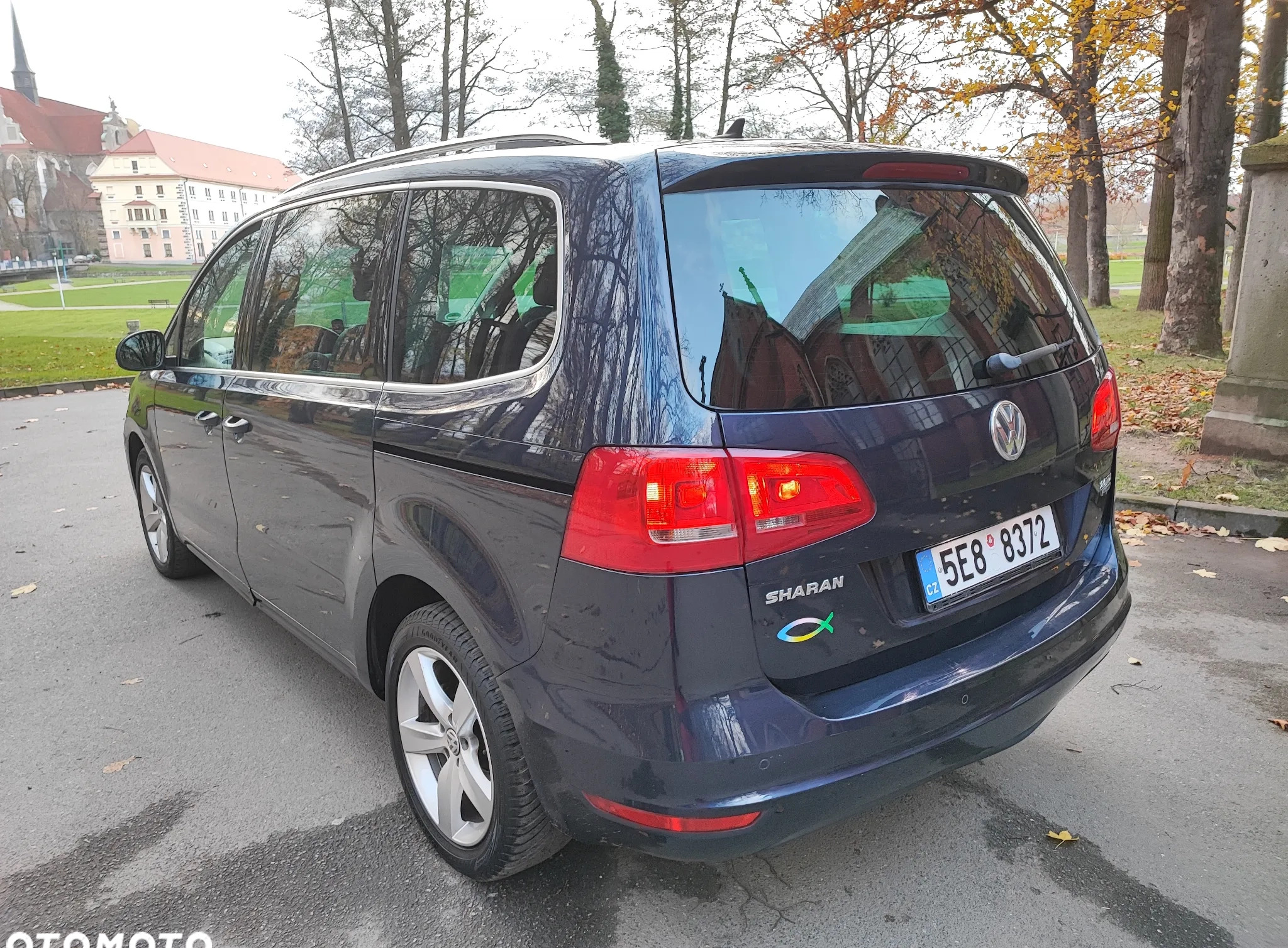 Volkswagen Sharan cena 39800 przebieg: 224000, rok produkcji 2012 z Grodków małe 232